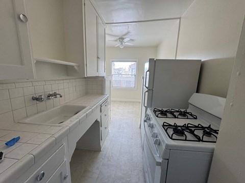 Floor plan for 1 bed, 1 bath