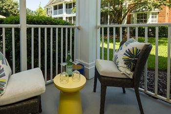 Screened balcony