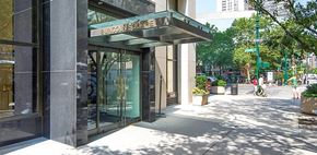 New York apartment for rent - the front of a building on a city street