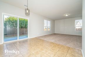 Denton house for rent - 2209 Windsor Farms Drive Denton, TX 76207