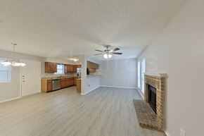 Garland house for rent - 822 Courtenay Pl