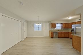 Garland house for rent - 822 Courtenay Pl