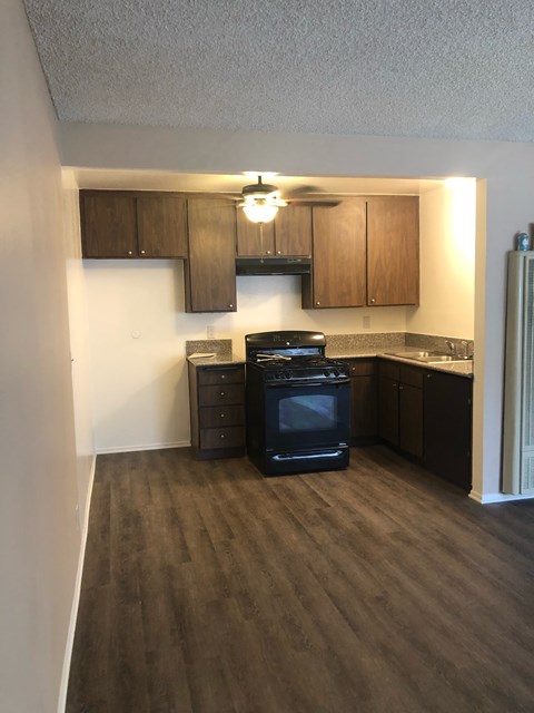 Floor plan for 1 bed, 1 bath, 640 sqft