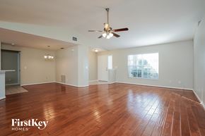 Cape Coral house for rent - 421 SE 19th Street Cape Coral, FL 33990