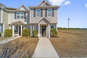 Hubert house for rent - 203 Lanieve Court Unit 12