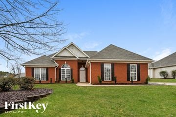 Calera house for rent - 609 Camden Cove Lane Calera, AL 35040