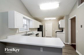 Lawrenceville house for rent - 695 Avalon Forest Drive Lawrenceville, GA 30044