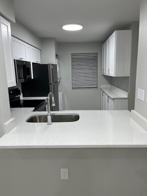 Floor plan for 2 beds, 2 baths, 1075 sqft