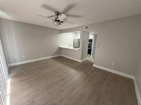 Floor plan for 1 bed, 1 bath, 600 sqft