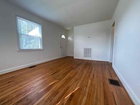 Winston Salem house for rent - 3110 Airport Rd, Winston-Salem, NC 27105