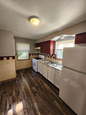 Cincinnati house for rent - 3029 South Hegry Circle