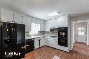 Lilburn house for rent - 1459 Ridgeland Court Lilburn, GA 30047
