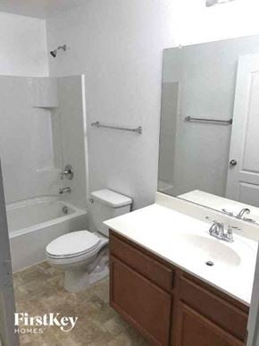 Peoria house for rent - 7572 W Charter Oak Road Peoria, AZ 85381