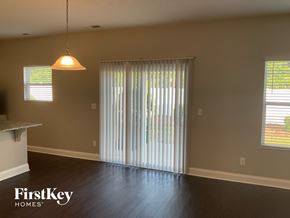 Charlotte house for rent - 9006 Evans Woods Dr Charlotte, NC 28215