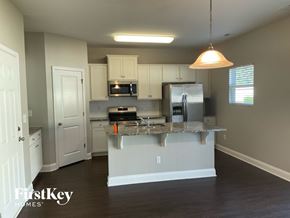 Charlotte house for rent - 9006 Evans Woods Dr Charlotte, NC 28215