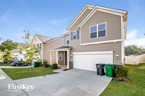 Charlotte house for rent - 9225 Evans Creek Ct Charlotte, NC 28215