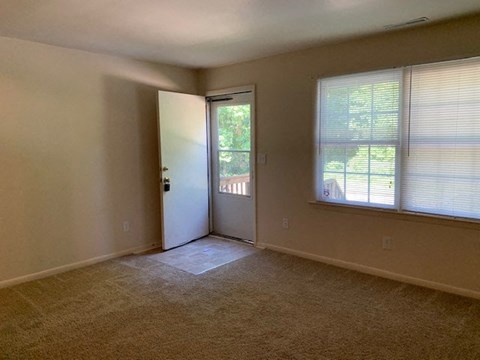 Floor plan for 1 bed, 1 bath, 600 sqft
