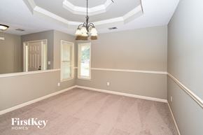 Powder Springs house for rent - the dining room is spacious and lighted by two ceiling lights