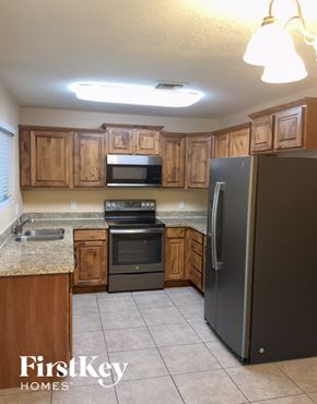 Phoenix house for rent - 3336 W Quail Ave Phoenix, AZ 85027