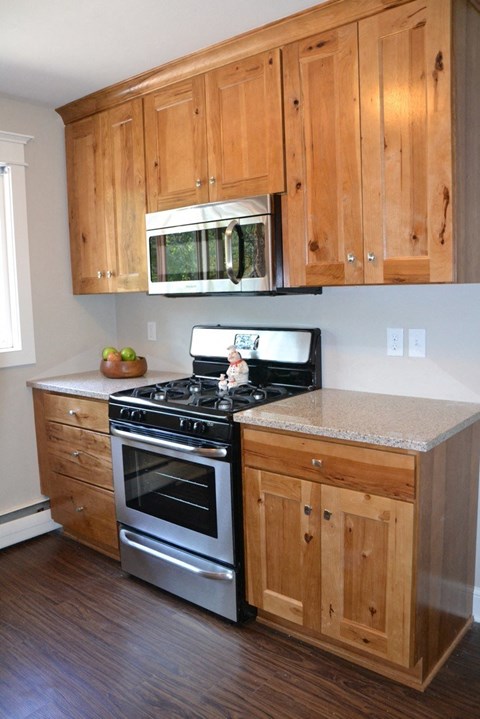Floor plan for 1 bed, 1 bath, 750 sqft