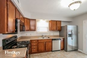 Indianapolis house for rent - 8119 Rambling Road Indianapolis, IN 46239