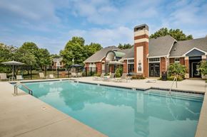 Cincinnati apartment for rent - the swimming pool at our apartments