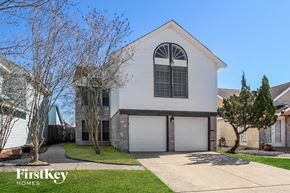 Baytown house for rent - 800 Charles Place Baytown, TX 77521
