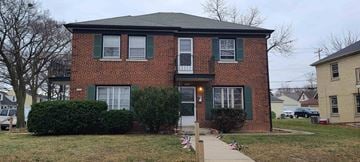 Milwaukee house for rent - 3103 W Oklahoma Ave