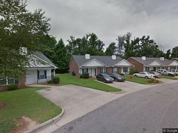 Nashville apartment for rent - a neighborhood of houses with cars parked in the driveway