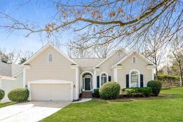 Charlotte house for rent - 6223 Rosebriar Lane Charlotte, NC 28277