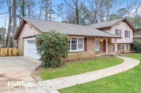 Lilburn house for rent - 558 Bruce Way Lilburn, GA 30047