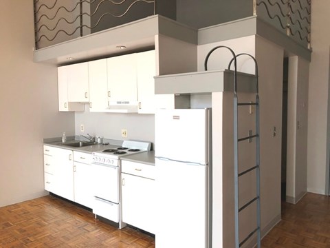 Floor plan for 1 bed, 1 bath, 471 sqft