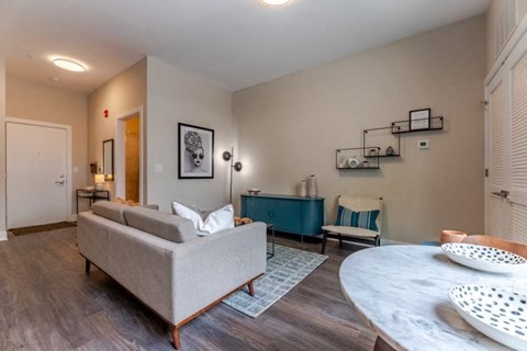 Floor plan for 1 bed, 1 bath, 755 sqft