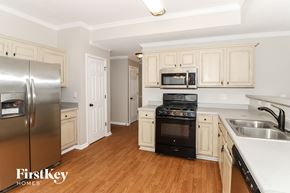 Lawrenceville house for rent - 752 Teal Court Lawrenceville, GA 30043