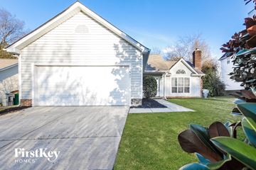 Charlotte house for rent - 6627 Flat Creek Drive Charlotte, NC 28277