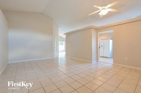 Poinciana house for rent - the living room is clean and ready for you to use