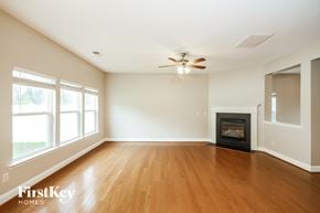 Charlotte house for rent - 9626 Falling Stream Drive Charlotte, NC 28214