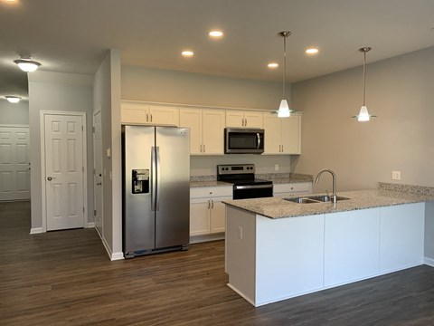 Floor plan for 3 beds, 2.5 baths, 1467 sqft