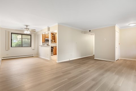 Floor plan for 2 beds, 1.5 baths, 925 sqft