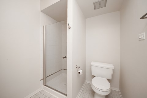 Floor plan for studio, 1 bath, 450 sqft