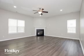 Mount Holly house for rent - 61 Ashton Bluff Circle Mount Holly, NC 28120