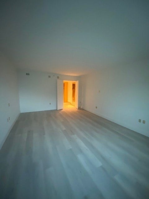 Floor plan for 1 bed, 2 baths, 882 sqft