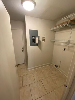 Lafayette house for rent - A hallway with a white door and a light switch on the wall.