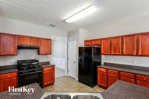 Buford house for rent - 6919 Island Pointe Drive Buford, GA 30518