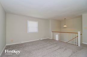 Winston-Salem house for rent - 318 Elm Drive Winston-Salem, NC 27105