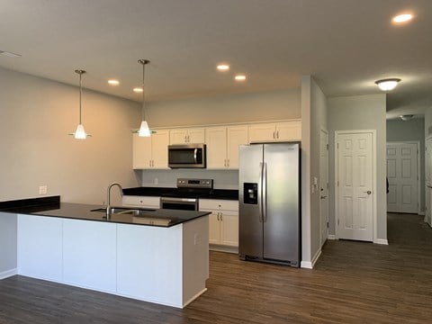 Floor plan for 3 beds, 2.5 baths, 1467 sqft