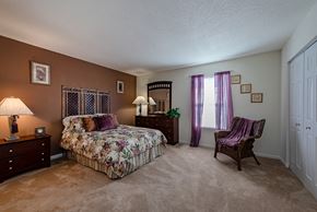 Columbia apartment for rent - Master Bedroom with Queen Size Bed