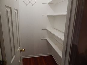 Arlington Heights house for rent - 2234 S. Goebbert Rd #420
