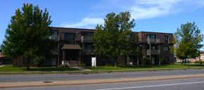 St Cloud apartment for rent - an apartment building on the side of a street