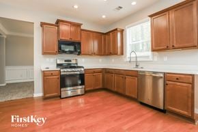 Lawrenceville house for rent - 2009 Raegan Way Lawrenceville, GA 30043